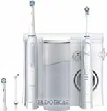 Oral-B Idropulsore con 1 Beccuccio Oxyjet, 1 Beccuccio Con Getto D’acqua, 1 Spazzolino Elettrico IO4, 2 Testine Di Ricambio. 1 Idropulsore