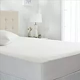 Amazon Basics - Proteggi-materasso, in rayon di bambù rinfrescante, 160 x 200 cm