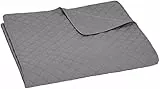 Amazon Basics, ampio copriletto trapuntato, Grigio scuro Rombi, 220 x 240 cm