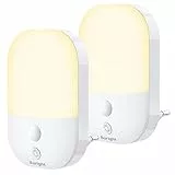 Luce Notturna Bambini, [2 Pezzi] Luce Notturna LED 5 Livelli Luminosità con Sensore Crepuscolare, Luci Notturne da Presa per Camera dei Bambini, Bagno, Corridoio, Cucina, Scale, ABS, Bianca Calda