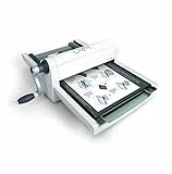 Sizzix Big Shot PRO, Macchina Manuale per Taglio e Rilievo con Accessori Standard e punteruolo per Pulire Fustelle, Formato A3 (33 cm), Acciaio Inossidabile, Bianco/Grigio, 31 x 51.5 x 70 cm