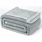 KANKAEU Coperta Pile 200x230 cm, 380GSM Plaid di Lana Super Morbida e Delicata, Plaid Pile, Coperta Pile Singolo, Coperta Come Coperta Divano, Coperta di Flanella, Plaid Divano, Grigio Chiaro