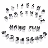 Joyoldelf, set di 41 formine per biscotti – Mini alfabeto con numeri e simboli matematici, stampi per biscotti da forno, con scatola, in acciaio INOX