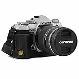 MegaGear MG1864 Ever Ready - Mezza custodia in vera pelle, compatibile con Olympus OM-D E-M5 Mark III, colore: Nero