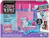 Cool Maker Stitch 'N Style Fashion Studio | Kit di Ricarica per Macchina da Cucire per Bambini e Bambine | 2 cartucce con Filo Pre-Inserito, Tessuto e Stampe ad Acqua | Giochi creativi da 8 Anni