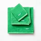 UNITED COLORS OF BENETTON. Rainbow | Kit Asciugamani da Bagno Completo | Set da 3 Pezzi Colore Verde | 100% Cotone | Accessori Casa | Include Telo Doccia, Viso e Mani