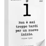 Calendario Geniale 2023. L'Originale. L'Unico con Bonus digitali. Idea Regalo. Inserto 10 x 14 cm. Leggi la frase del giorno e condividi il pensiero Filosofico. Calendario con scatola