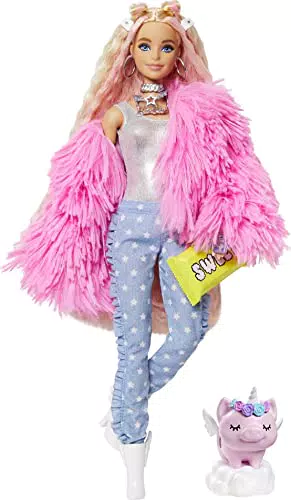 Barbie Extra n.3 - Bambola Snodata con Pelliccia Rosa e Maialino-Unicorno - 15 Accessori - Look Fashion con Ciocche Rossa - Regalo per Bambini 3+ Anni