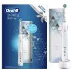 Oral-B Spazzolino Elettrico Ricaricabile Smart 4 4500 Bianco. Edizione Design con Esclusiva Custodia da Viaggio. 1 Spazzolino Connesso Con Bluetooth