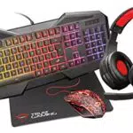 Trust Gaming GXT 1180RW USB Kit Cuffie, Tastiera Illuminata con 12 Tasti Multimediali e Anti-ghostingayout Italiano QWERTYouse con 6 Pulsanti