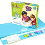 Crayola Mini Kids - Tappetone Colora e Ricoloraaxi Superficie Riutilizzabile per Disegnare e Colorare