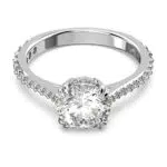 Swarovski Constella Anello Cocktail, con Zirconia a Taglio Princess e Classico Pavé