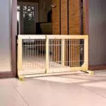 Trixie 3944 - Cancelletto per caniegno di pino, 65-108 × 50 cm