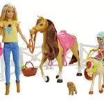 Barbie, Ranch di Barbie e Chelsea, Playset Giocattolo con Due Bambole, Cavalli e Accessori