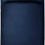 AmazonBasics - Set con copripiumino in microfibra, blu scuro