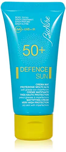 BioNike Defence Sun - Crema solare opaca per il corpo SPF 50plus per pelli grasse con imperfezioni