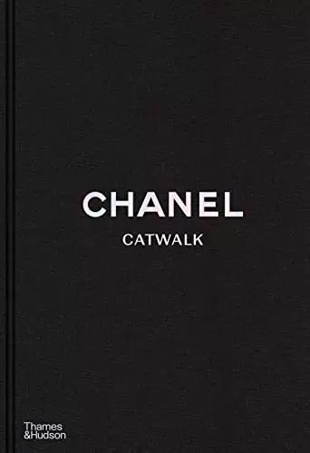 Chanel: catwalk : the complete collections
