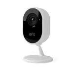 Arlo Indoor Telecamera WiFi Interno, 1080p HD, 130° Visione Notturna, Sirena, Rilevamento Movimento, Audio Bidirezionale, Compatibile con Alexa, 90 Giorni Arlo Secure Inclusi, 1 Telecamera, Bianca