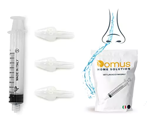 DOMUS Set Lavaggio Nasale Bambini e Adulti - Made in Italy - 1 Siringa + 3 Olive Nasali per Lavaggio Neonato da usare con Soluzione Fisiologica