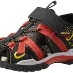 Geox J Borealis Boy B, Sandali Bambini e ragazzi, Nero/Rosso