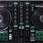 Roland DJ-202 DJ Controller, controller a due canali e quattro deck per Serato DJ Lite - L'eredità delle Drum Machine Roland in un DJ Controller