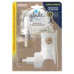 Glade Diffusore di Oli Essenziali Elettrico, Fragranza Romantic Vanilla Blossom, Confezione da 1 Diffusore e 1 Ricarica