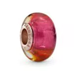 Pandora Charm in vetro di Murano con tramonto scintillante