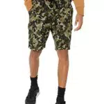 Amazon Essentials Pantaloncini Cargo in Pile Uomo, Verde Oliva Mimetica