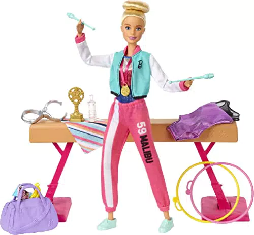 Barbie- PlaySet Ginnasta Bambola Snodabile con Bilanciere e Accessori Giocattolo per Bambini 3+ Anni