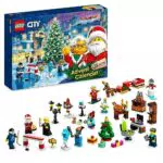 LEGO City 60381 Calendario dell'Avvento 2023, con 24 regali tra cui minifigure di Babbo Natale e renne