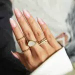 Modelones Press On Nail 24 pezzi Mandorla Unghie Adesive Corte