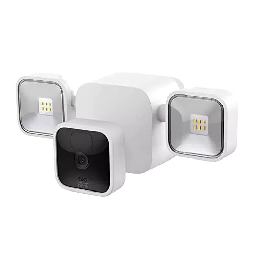 Blink Outdoor + Floodlight, Supporto con faretti HD wireless a batteria e videocamera di sicurezza intelligente