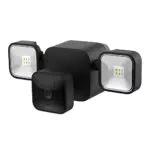 Blink Outdoor + Floodlight, Supporto con faretti HD wireless a batteria e videocamera di sicurezza intelligente