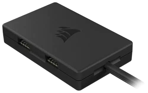 Corsair Interno con 4 Porte USB 2.0 Hub - 4 Porte USB 2.0 a 9 Pin - Installazione Facile con Attacco Magnetico - Compatibile con La Maggior Parte delle Schede Madri Intel e AMD - Nero