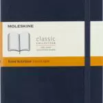 Moleskine Classic Notebook, Taccuino a Righe, Copertina Morbida e Chiusura ad Elastico