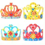 Fai-da-Te Cappello da Festa di Compleanno, Confezione da 4 Kit Fai-da-Te per Corona Eva Cappellino in Carta con Corona e Fascia Elastica per Bambini Festa di Compleanno Decorazioni per Foto