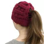 JFAN Donne Maglia Cappello Inverno Calore cap Soffice Beanie Outdoor Cappello Coda Cavallo Fodera Hat Taglia Unica Vino Rosso