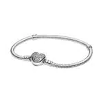 Pandora, Disney Pandora Moments Mickey Mouse Heart Clasp Snake Chain Braccialetto