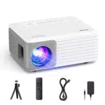 AKIYO Proiettore con Treppiede, 6000 Lumen O1 Mini Proiettore Portatile 1080P Supportato