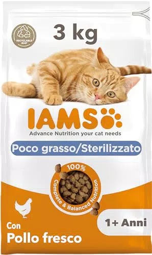 IAMS Cibo Secco per Gatti con Pollo Fresco - Formula Poco Grassa e Sterilizzati