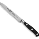 Arcos Coltello Pomodoro e Verdura Serie Riviera, Acciaio Inossidabile Forgiato NITRUM 130 mm.