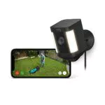 Ring Spotlight Cam Plus Plug-In di Amazon | Video HD 1080p, Audio Bidirezionale, Visione Notturna a Colori