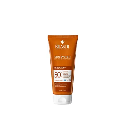 Rilastil Sun System Latte Vellutato, Emulsione Fluida dalla Texture Vellutata per Pelli Sensibili