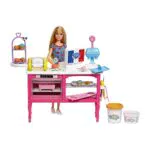Barbie Playset Caffetteria con Bambola Malibu e Accessori per Pasticceria