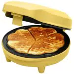 Bestron Waffle Maker a forma di cuore con antiaderente e indicatore luminoso