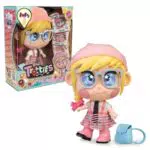 Famosa Trotties - Bambola Lucy con accessori per bambini dai 3 anni (TFT02000)