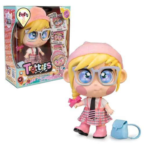 Famosa Trotties - Bambola Lucy con accessori per bambini dai 3 anni (TFT02000)