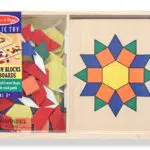 Melissa & Doug Blocchi e Tavole con Motivi - Gioco Educativo per Bambini