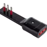 ADATTATORE ULTRAPIATTO SPINA 10A 2P+T/PRESA 10A 2P+T NERO SERIE EMILIA FLAT