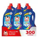 Omino Bianco Detersivo Lavatrice Liquido Color+, 300 Lavaggi, Tecnologia Salva Colori